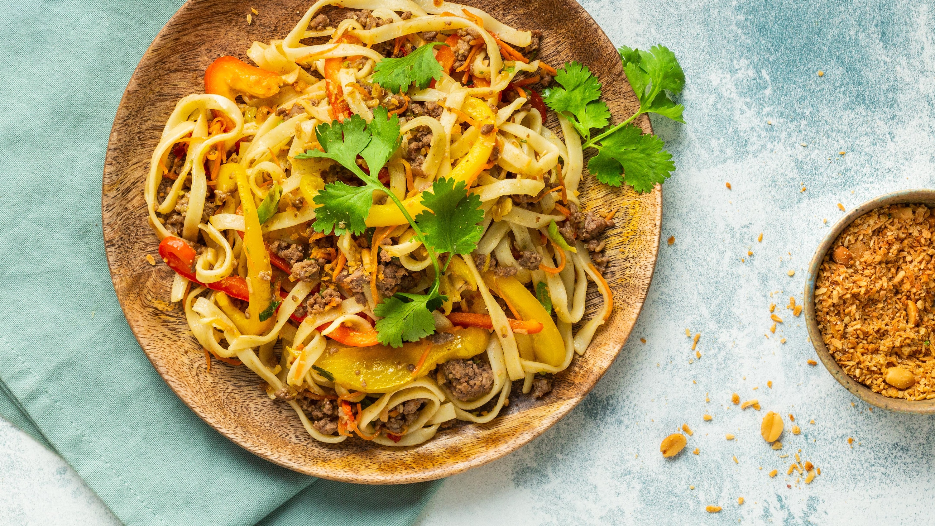 Bami Sweet Chili met lenteui & Seroendeng 20 Minutes  recipe